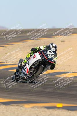 media/Oct-07-2023-CVMA (Sat) [[f84d08e330]]/Race 13 500 Supersport-350 Supersport/